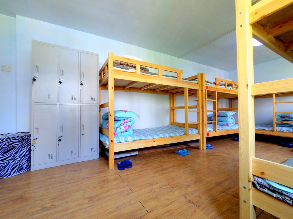 First Met Backpackers Hostel تشنغده المظهر الخارجي الصورة