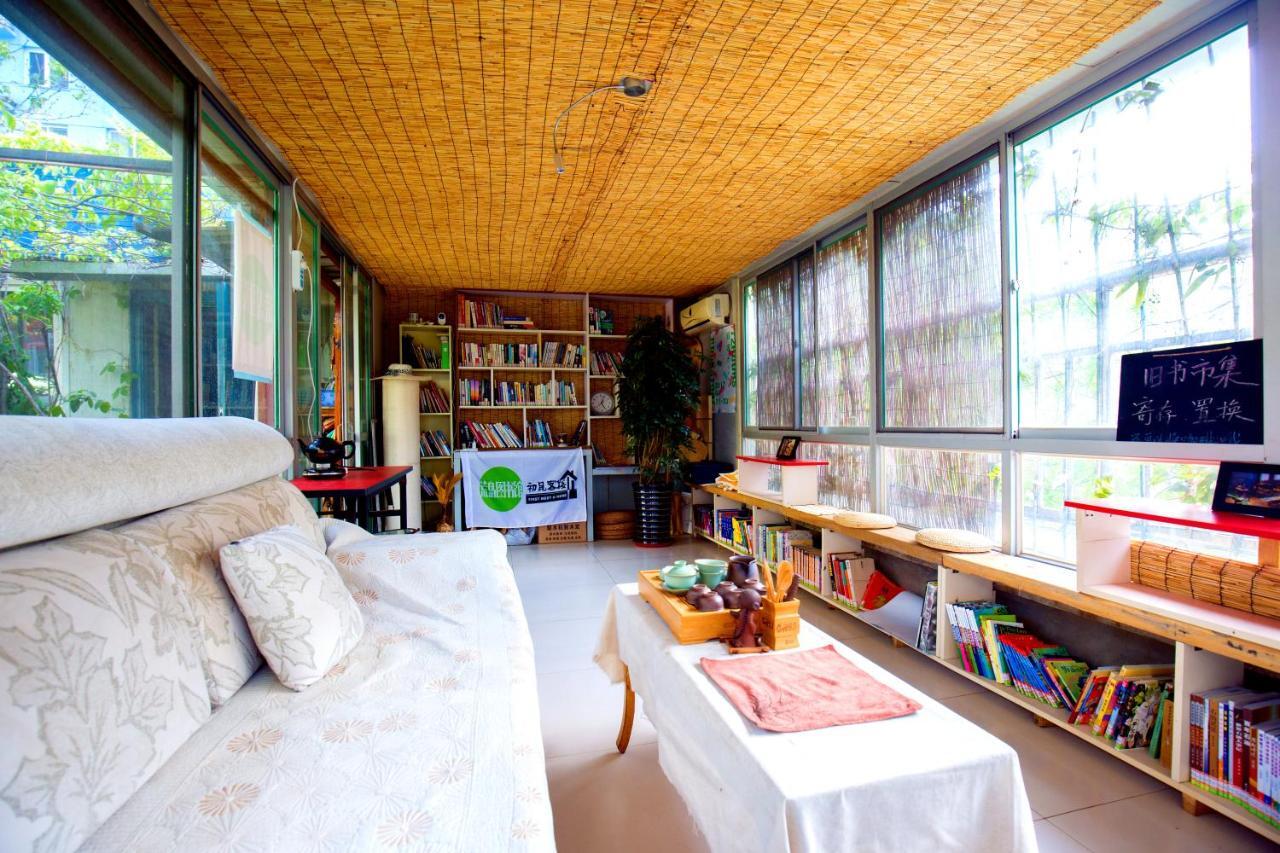 First Met Backpackers Hostel تشنغده المظهر الخارجي الصورة